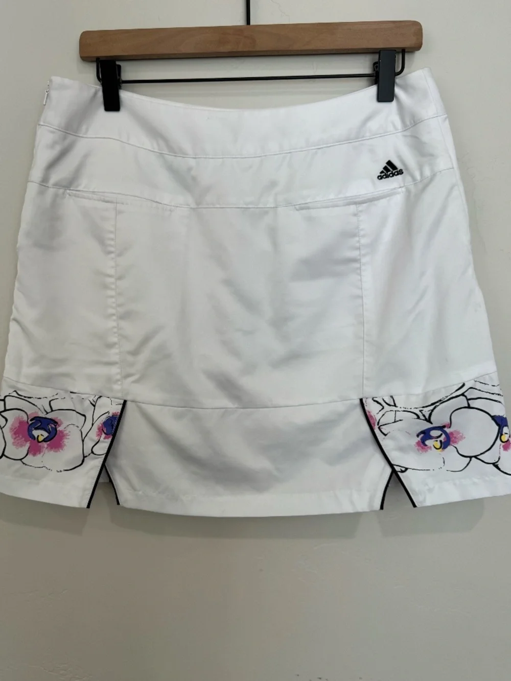 adidas look chic
